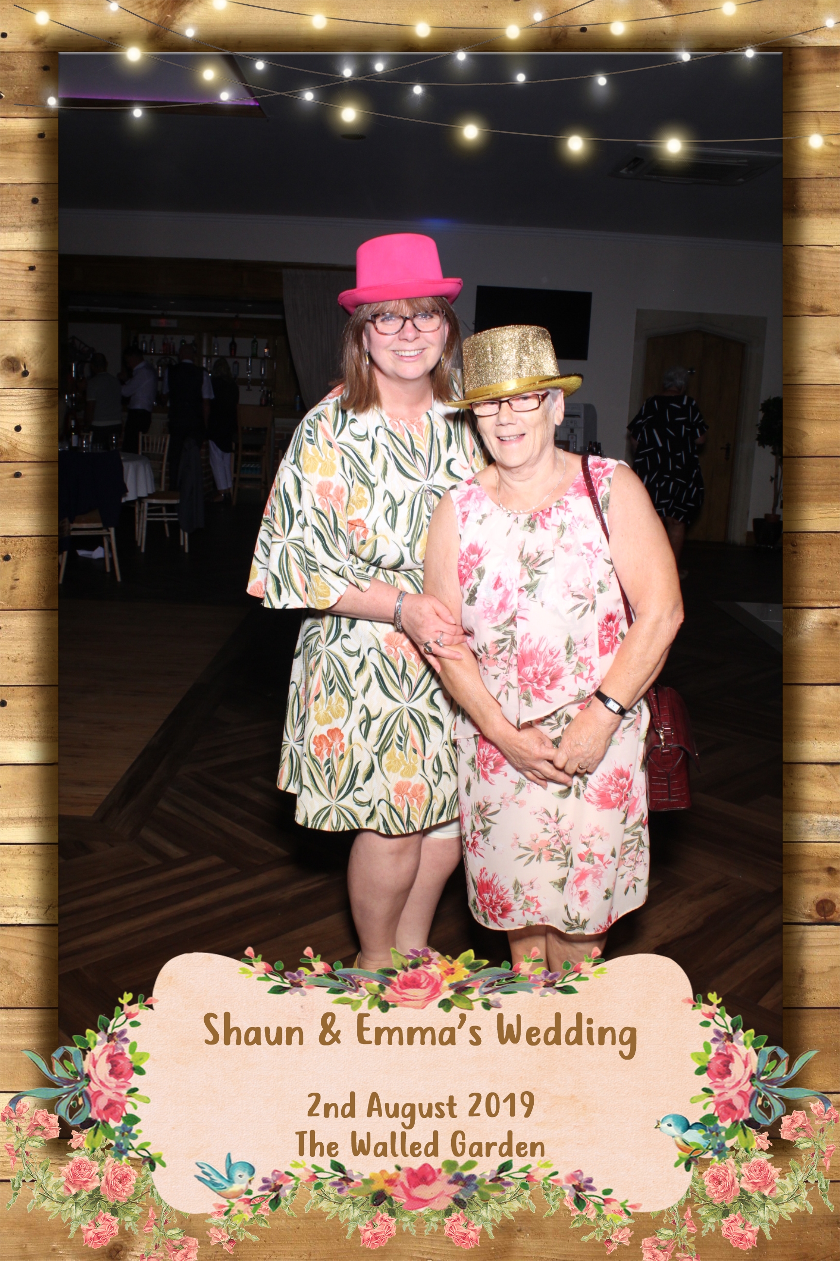 Shaun and Emma's Wedding | View more photos from the event at images.mobile-photo-booth.com/u/MobilePhotoBoothUK/Shaun-and-Emmas-Wedding